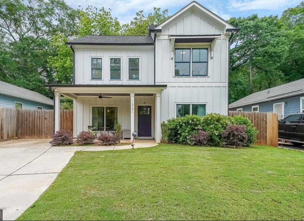 4 Bedroom Rental – 1321 Plaza Ave Sw, Atlanta, GA, 30310